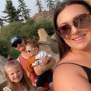 Meet your Posher, Lacey